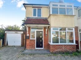 26, Brackens Avenue, Derby DE24 0BE