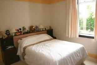 Bedroom2