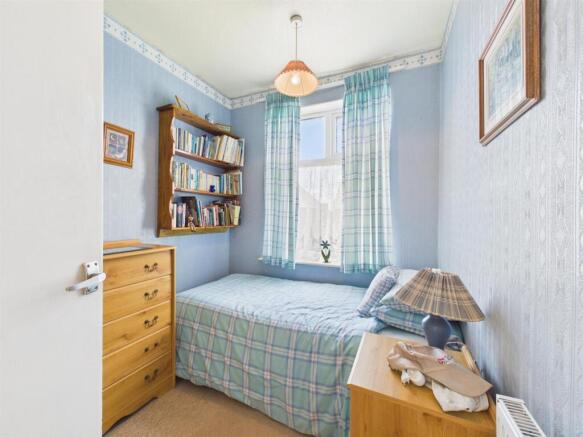 3 bed Semi-Detached for sale Image 8