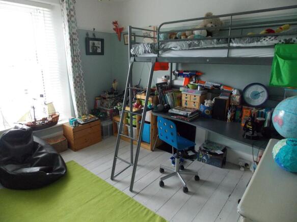Photo 10