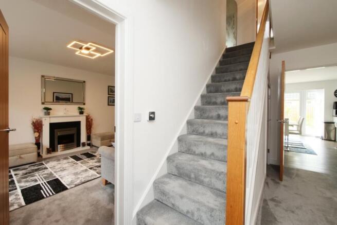 4 bed Detached for sale Image 4