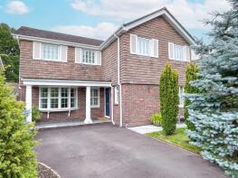 17, Buldowne Walk, Lymington SO41 6DU