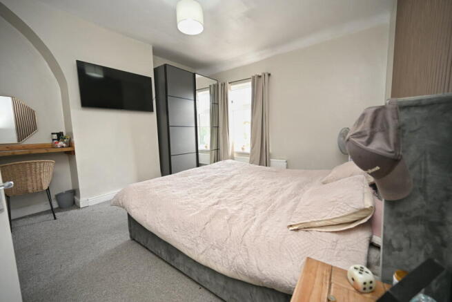 2 bed Semi-Detached for sale Image 9