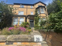 Flat 4, 39, Westbourne Grove, Scarborough YO11 2DN