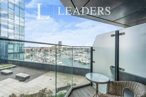 Flat 14, The Moresby Tower, Ocean Way, Southampton SO14 3LF