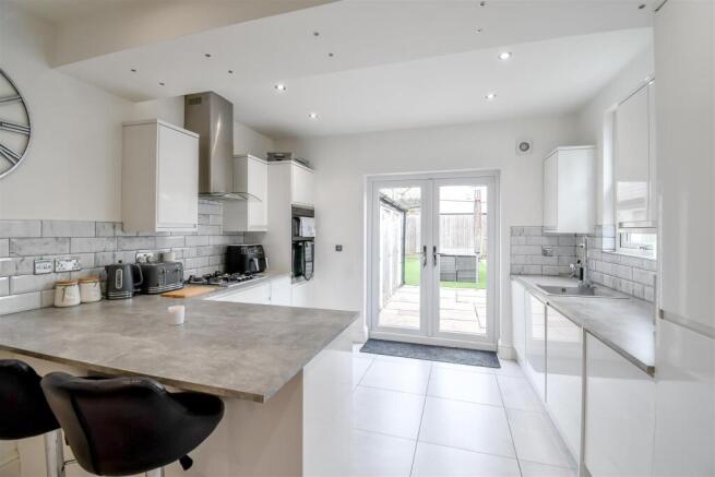 Kitchen/Living Area