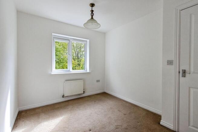 3 bed Semi-Detached for sale Image 4