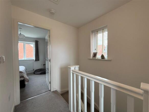 2 bed Semi-Detached for sale Image 10