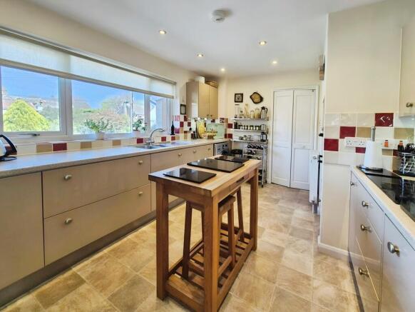 af65fe8a-10000263...