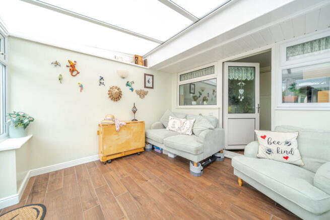 3 bed Semi-Detached for sale Image 7