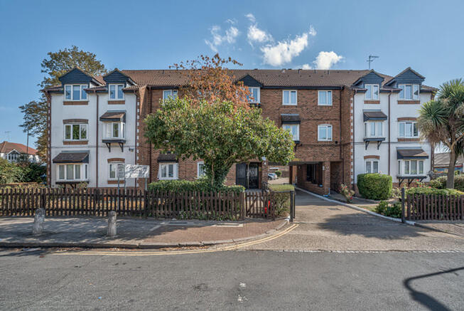 Flat_17__Carisbro...