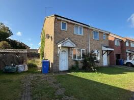 35, Portsch Close, Lowestoft NR33 8TY