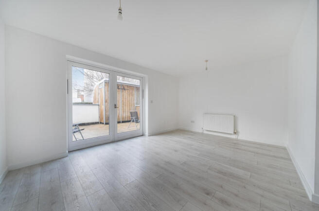 1401145-26-696a3b...