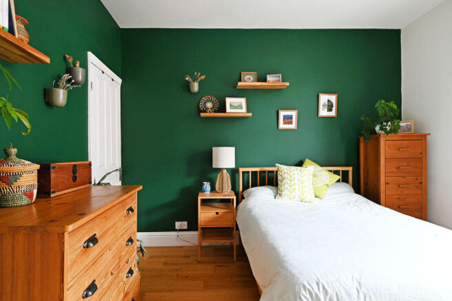 3 bed Terraced for sale Image 10