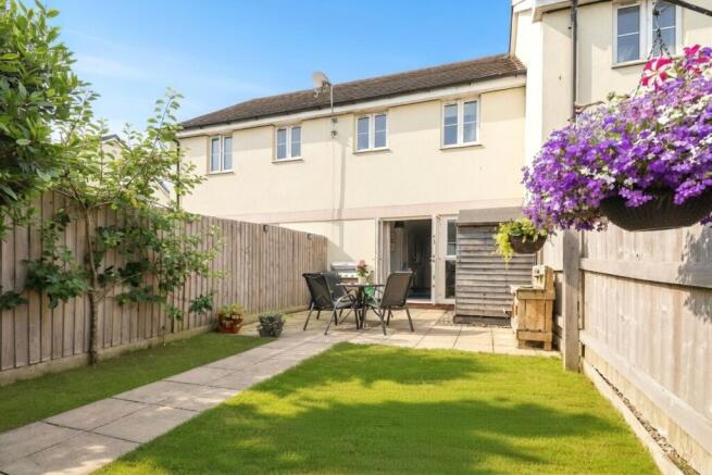 Clarendon Gardens, Barnstaple, Devon, EX31 photo 4