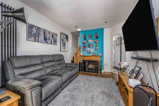 38 North Crescent, Hayling Island-Small-PorticoMar