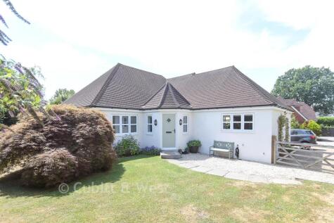 Rowplatt Lane, Felbridge, West Sussex