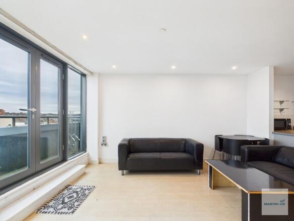 CAM03394G0-PR0417...