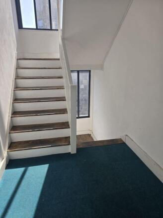 Flat 2 Astbury Lodge, Astbury Road, London, SE15 2NJ photo 4