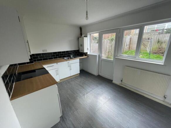 kitchen/dining ro...