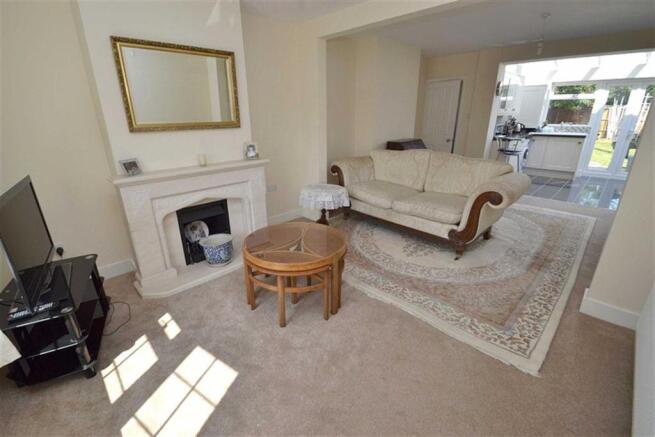 Living/Dining Room