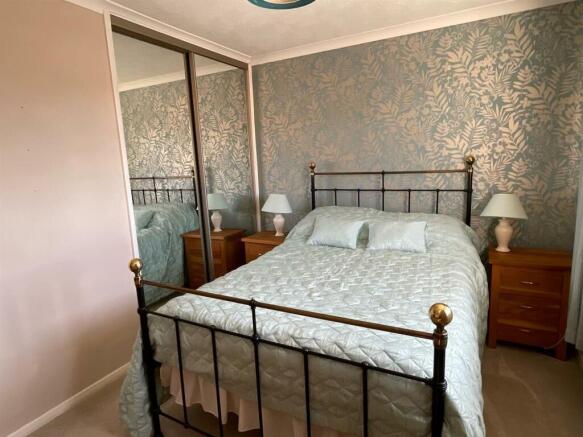 Bedroom,,.jpg