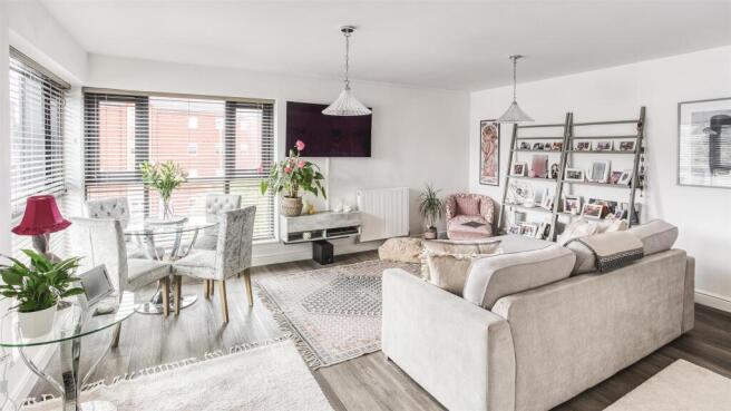 2025-05-19 14.04.09-3_HDR.jpg