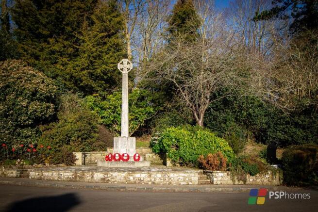 Bolney War Memorial.jpg