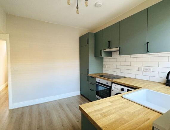 2 bed Terraced for sale Image 7