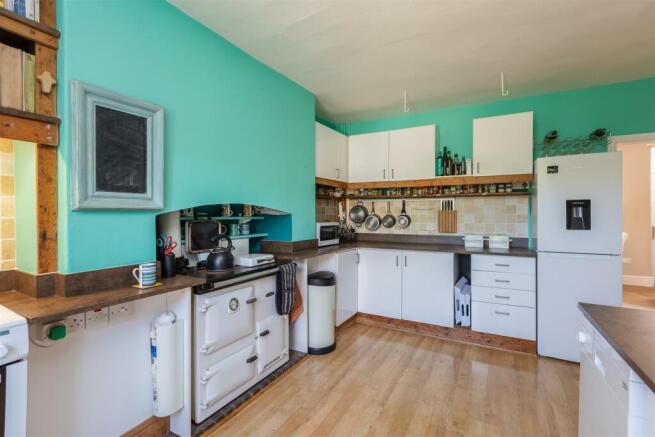 Hill Cottages 28 Kitchen Dining Room-4.jpg