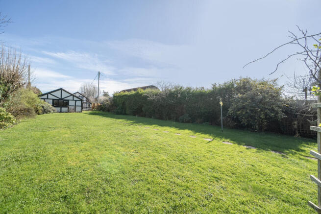 1429888-4-69b9488aed1da