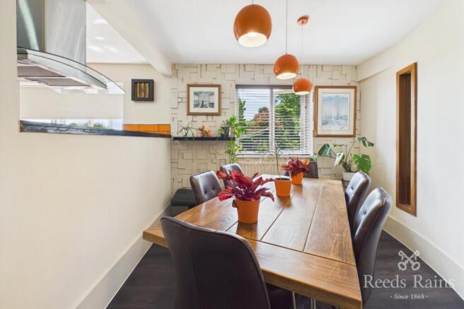 3 bed Detached for sale Image 6