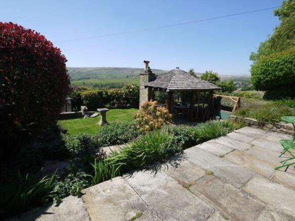 Summerhouse and garden
