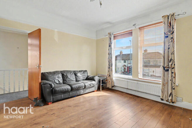 1 bed Flat to rent Image 4