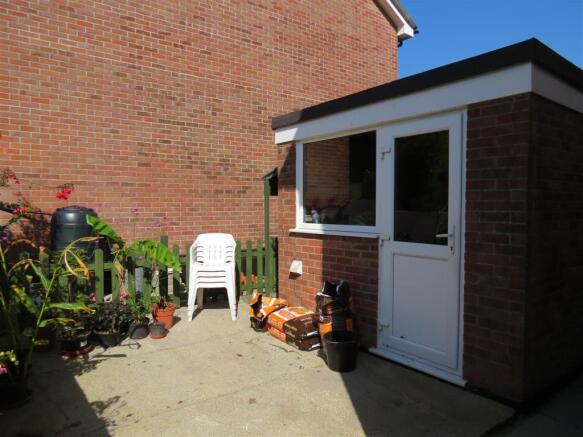 Garage: