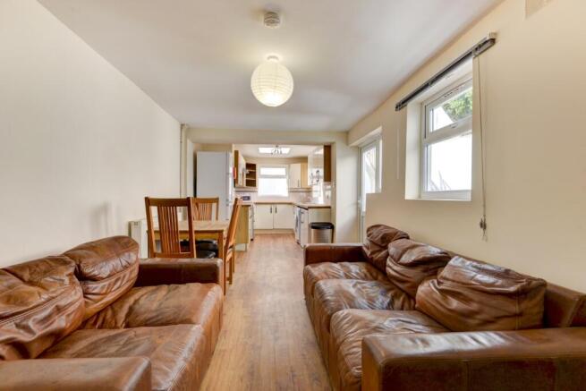 27 Hollingbury Road Lounge Area