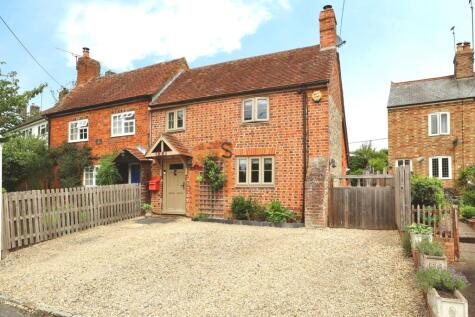 West Street, Adstock, MK18