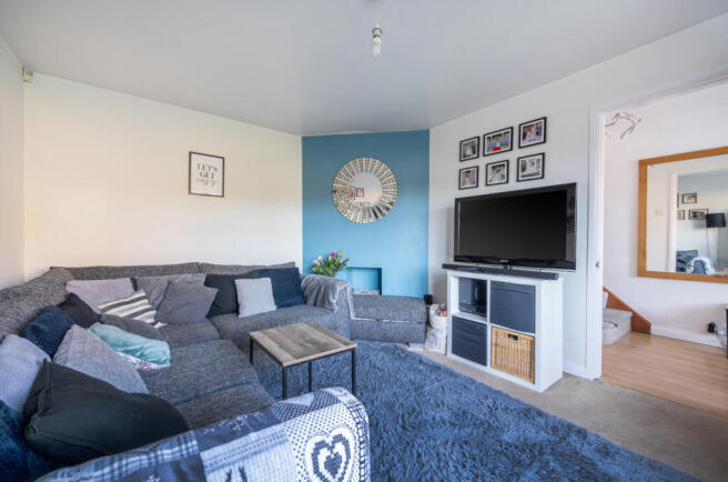 1408880-12-699439...