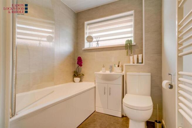 2 bed Bungalow for sale Image 8