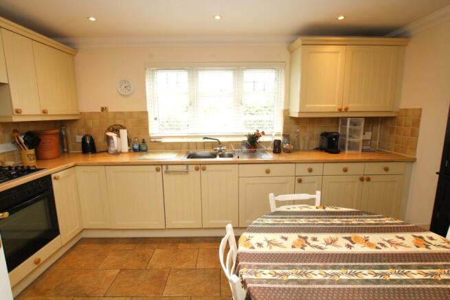 Clark's Cottages, School Road, Grayshott, Hindhead, Hampshire photo 4