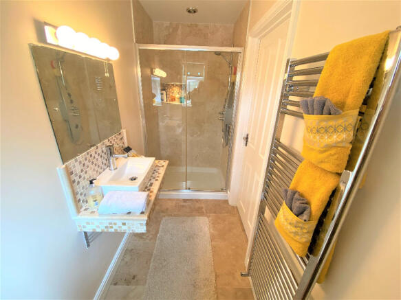 BED TWO EN SUITE