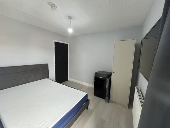 Room 4 (1)