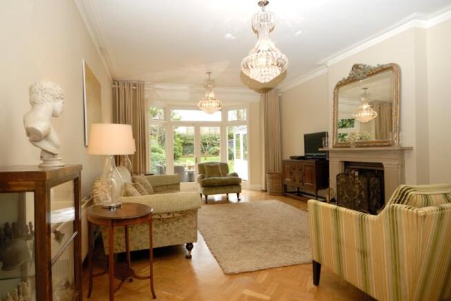 Drawing room.