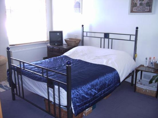 Bed1