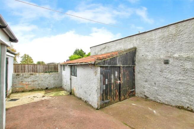 Yard To Rear