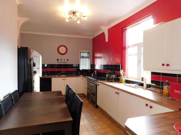 Kitchen 1