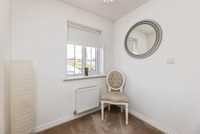 3 bed Semi-Detached for sale Image 12