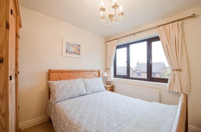 BEDROOM 2