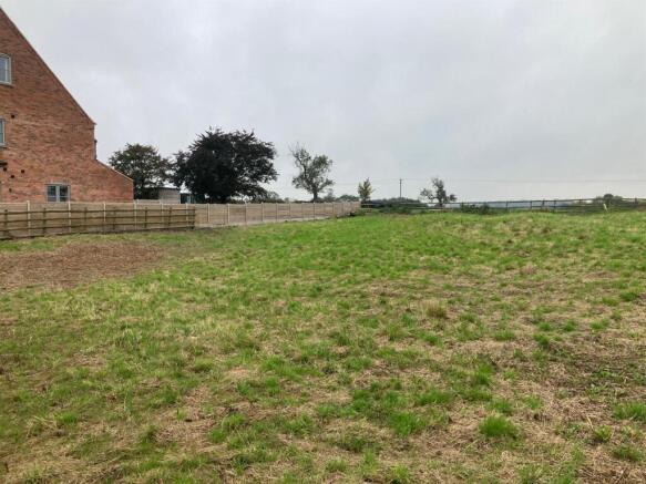 WhatsApp Image 2024-12-13 at 13.01.13 (1).jpeg