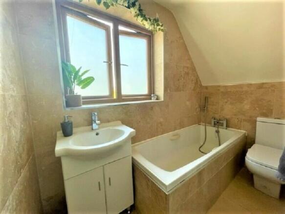 En Suite 2